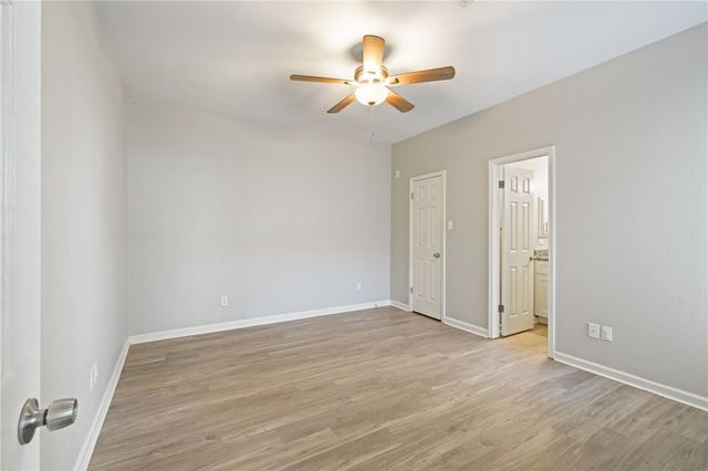 11417 Woodway Creek Dr, Corpus Christi, TX 78410