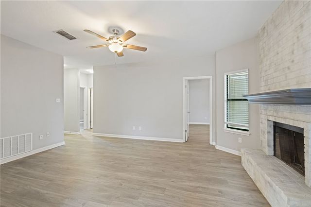 11417 Woodway Creek Dr, Corpus Christi, TX 78410