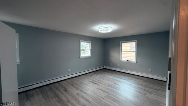 35 Fiat Ave, Woodbridge Twp., NJ 08830