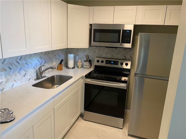 59 Prescott C 59, Deerfield Beach, FL 33442