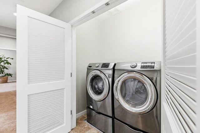 1053 Dewberry Place 304, San Jose, CA 95131