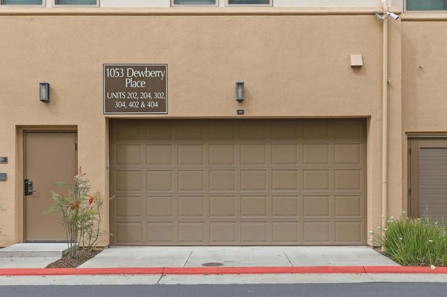1053 Dewberry Place 304, San Jose, CA 95131