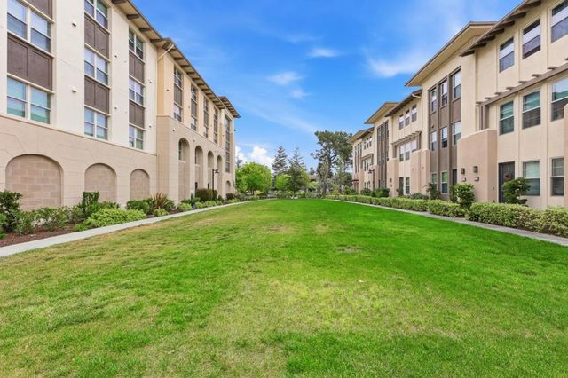 1053 Dewberry Place 304, San Jose, CA 95131