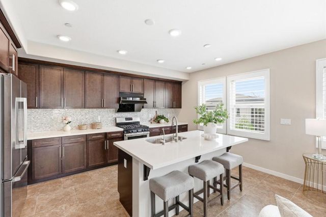 1053 Dewberry Place 304, San Jose, CA 95131