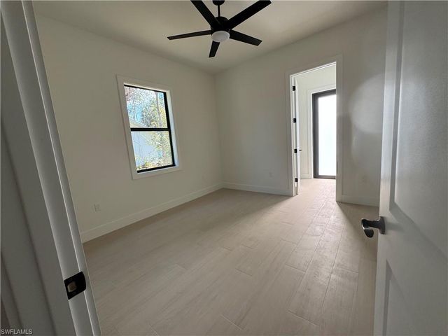 3210 4th AVE SE, Naples, FL 34117