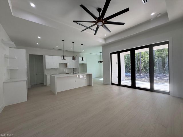 3210 4th AVE SE, Naples, FL 34117