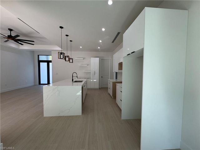 3210 4th AVE SE, Naples, FL 34117