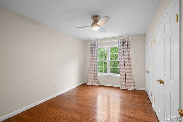 33 Gouvenor Lane, Ladue, MO 63124