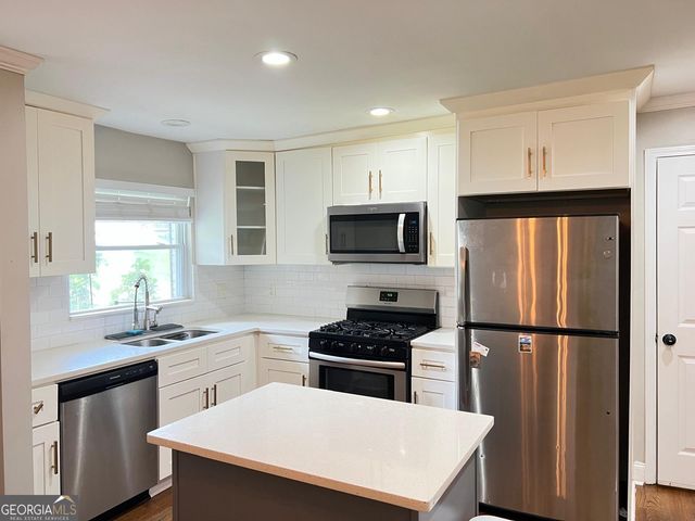 2756 Plantation Drive, East Point, GA 30344