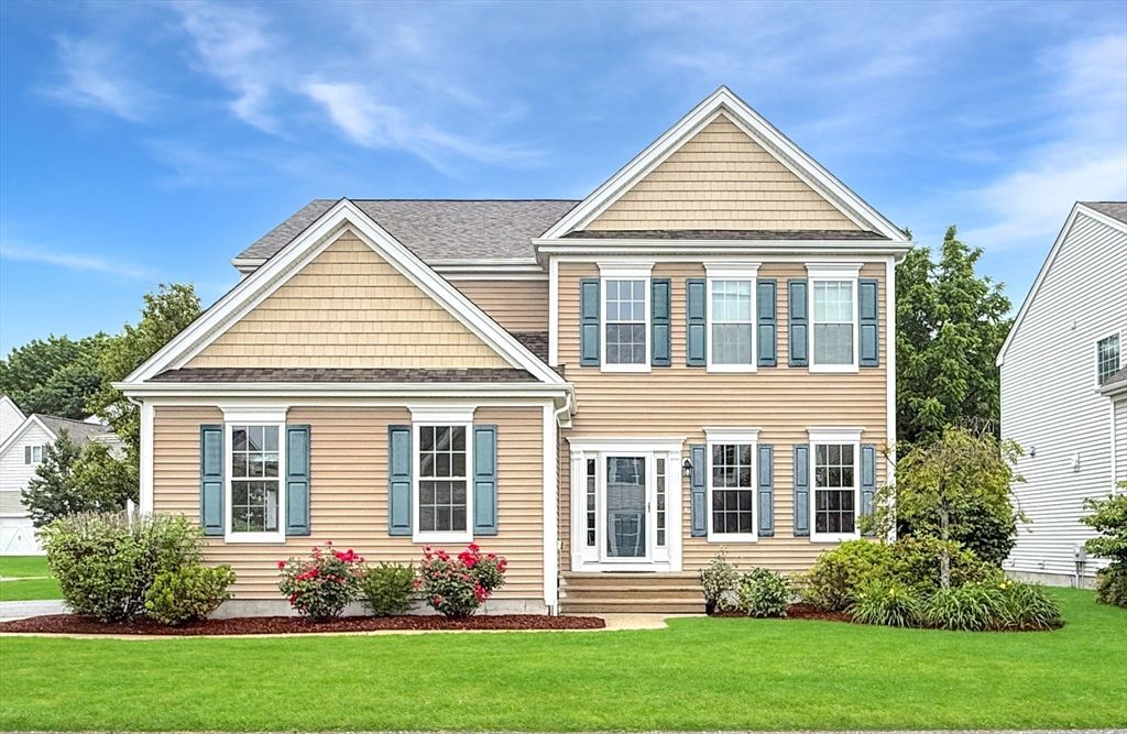 12 Grandview Dr 12, Hopkinton, MA 01748