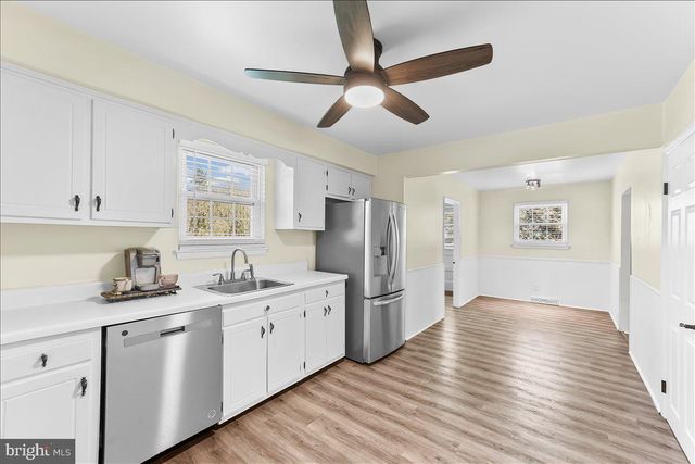 893 WESTTOWN RD, West Chester, PA 19382