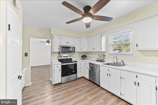 893 WESTTOWN RD, West Chester, PA 19382