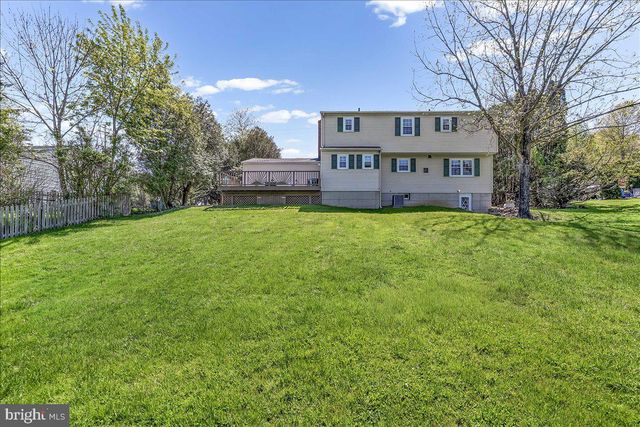893 WESTTOWN RD, West Chester, PA 19382