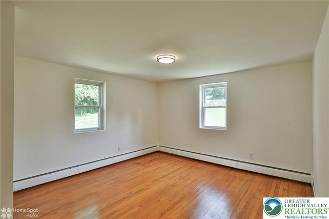 6657 Blue Church Road South, Upper Saucon Twp, PA 18036