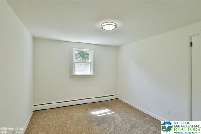 6657 Blue Church Road South, Upper Saucon Twp, PA 18036