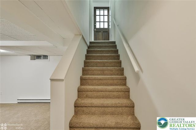 6657 Blue Church Road South, Upper Saucon Twp, PA 18036