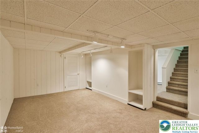 6657 Blue Church Road South, Upper Saucon Twp, PA 18036