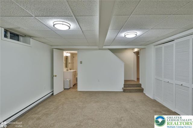 6657 Blue Church Road South, Upper Saucon Twp, PA 18036