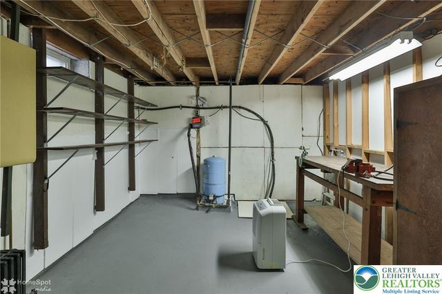 6657 Blue Church Road South, Upper Saucon Twp, PA 18036