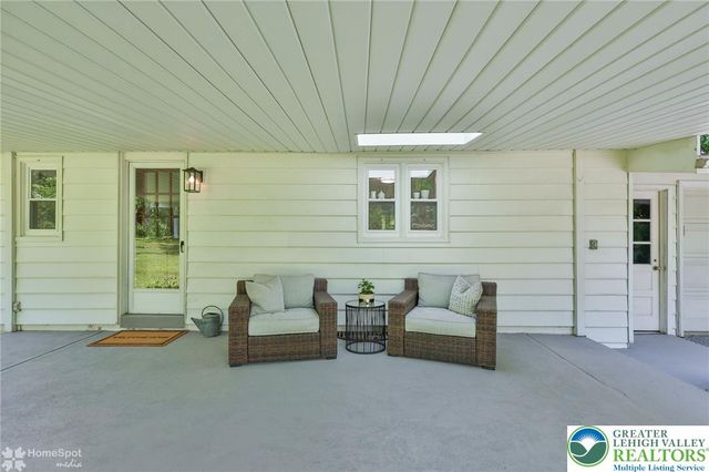 6657 Blue Church Road South, Upper Saucon Twp, PA 18036