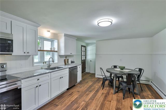6657 Blue Church Road South, Upper Saucon Twp, PA 18036