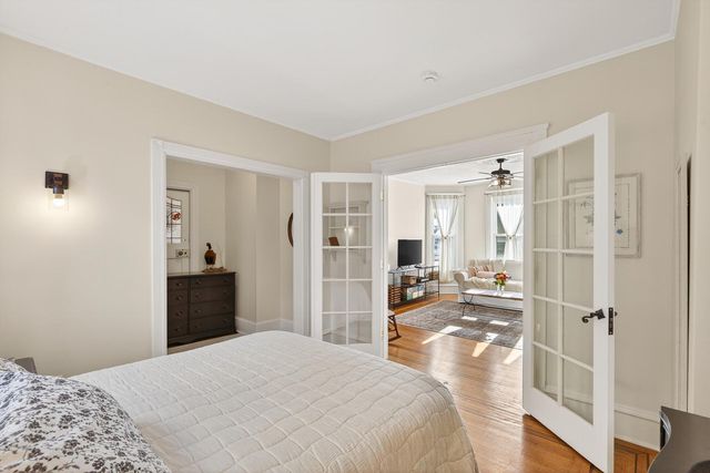 712 5th Street NE, Minneapolis, MN 55413