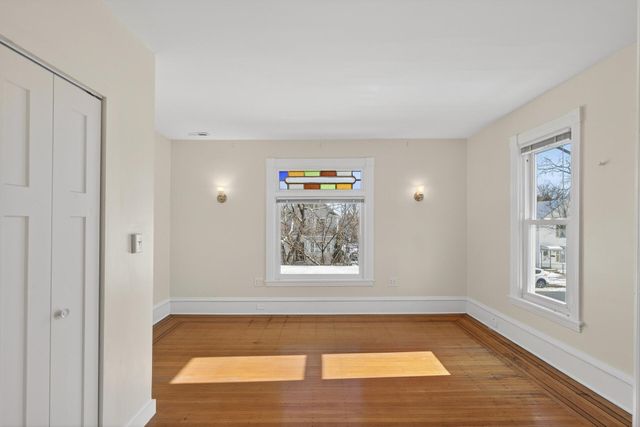 712 5th Street NE, Minneapolis, MN 55413