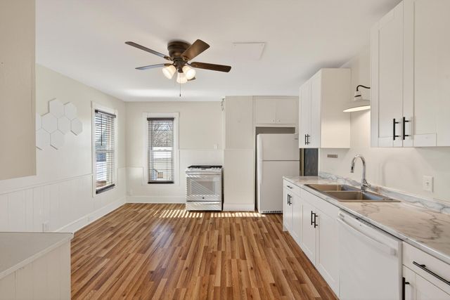 712 5th Street NE, Minneapolis, MN 55413