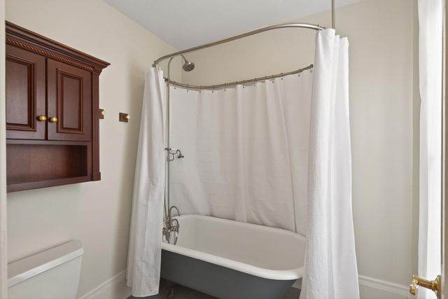 712 5th Street NE, Minneapolis, MN 55413