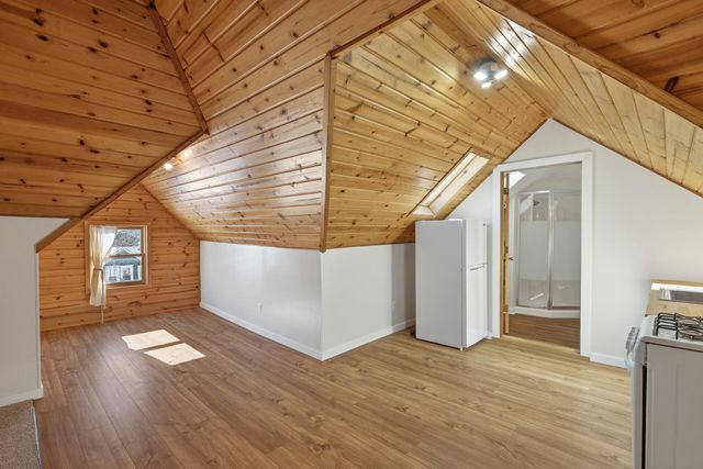 712 5th Street NE, Minneapolis, MN 55413