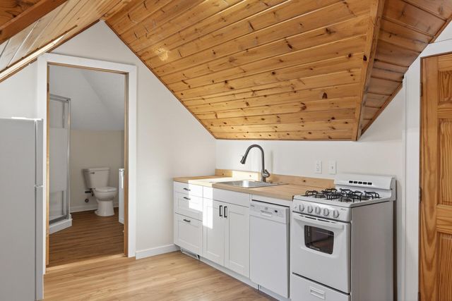 712 5th Street NE, Minneapolis, MN 55413