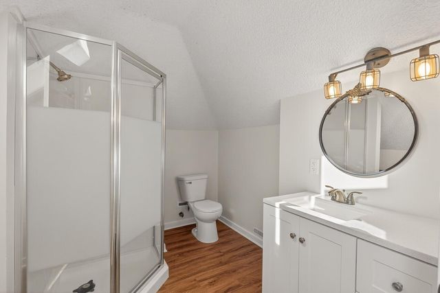 712 5th Street NE, Minneapolis, MN 55413