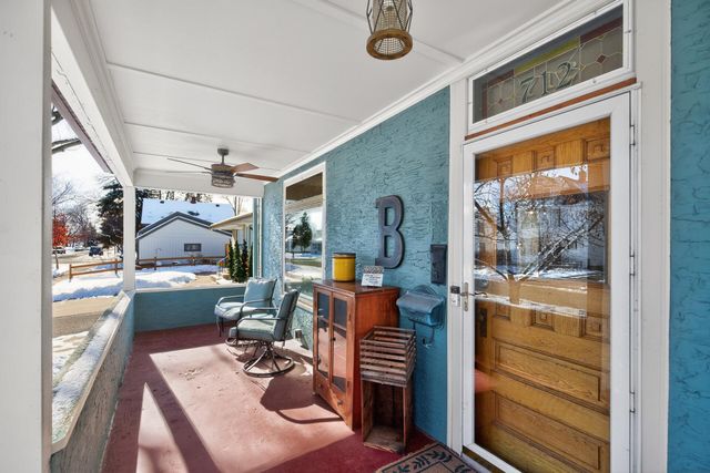 712 5th Street NE, Minneapolis, MN 55413