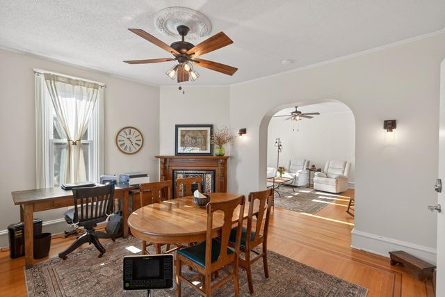 712 5th Street NE, Minneapolis, MN 55413