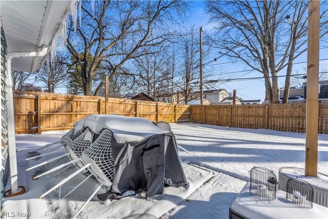 26839 Fairfax Lane, North Olmsted, OH 44070