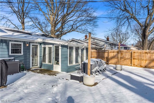 26839 Fairfax Lane, North Olmsted, OH 44070