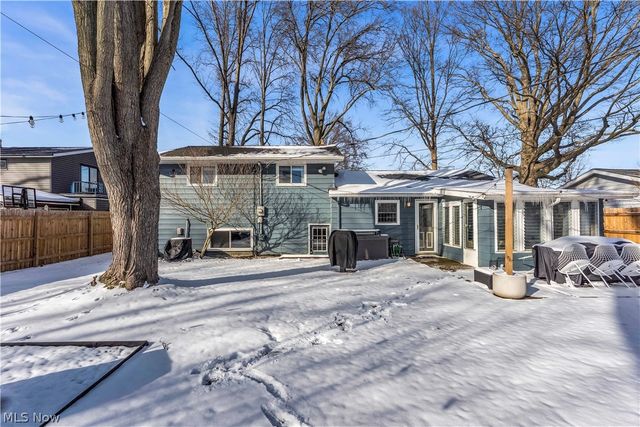 26839 Fairfax Lane, North Olmsted, OH 44070