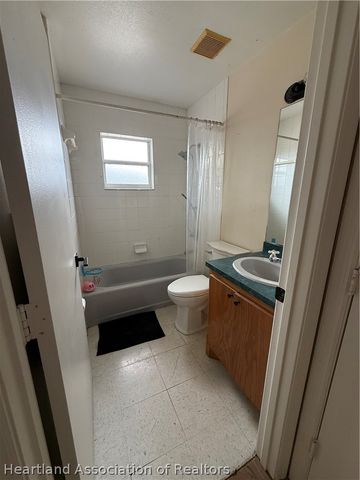 2100 N Saginaw Road, Avon Park, FL 33825