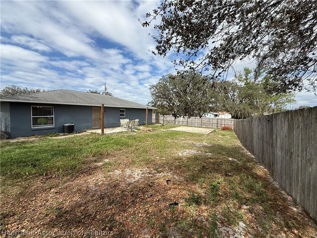 2100 N Saginaw Road, Avon Park, FL 33825