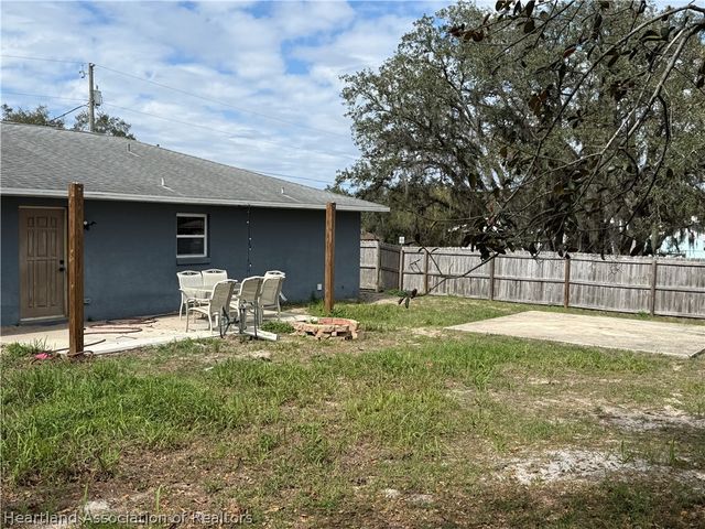 2100 N Saginaw Road, Avon Park, FL 33825