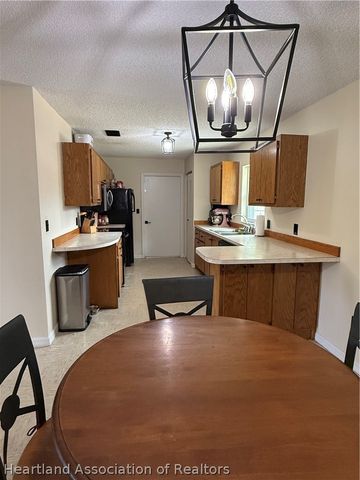 2100 N Saginaw Road, Avon Park, FL 33825