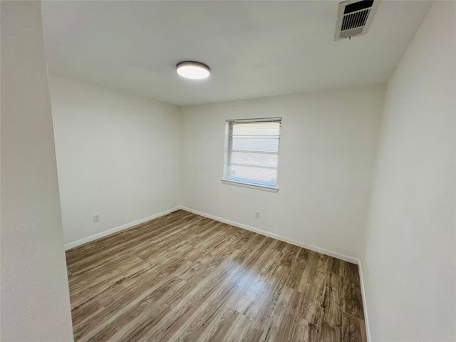 1303 Driftwood Drive, Duncanville, TX 75116