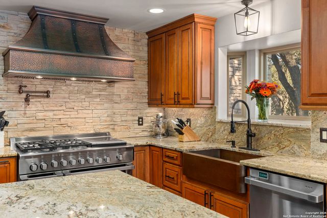 8707 Paisano Pass, San Antonio, TX 78255