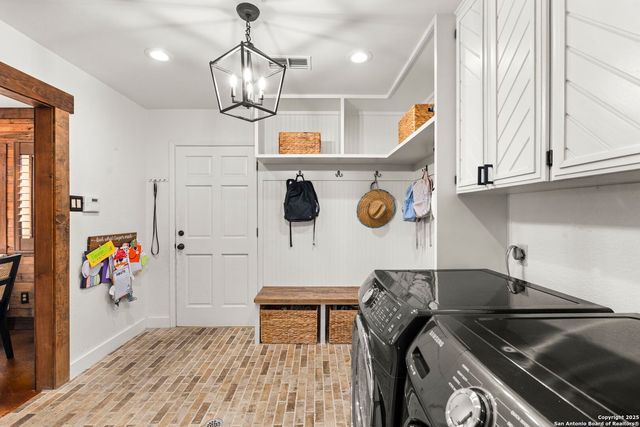 8707 Paisano Pass, San Antonio, TX 78255