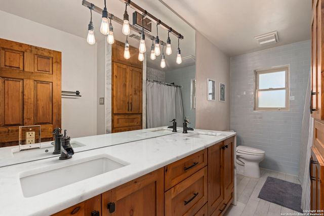 8707 Paisano Pass, San Antonio, TX 78255