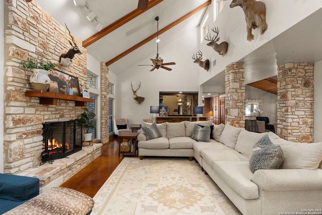 8707 Paisano Pass, San Antonio, TX 78255