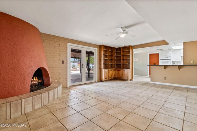 7734 E Oakwood Circle, Tucson, AZ 85750