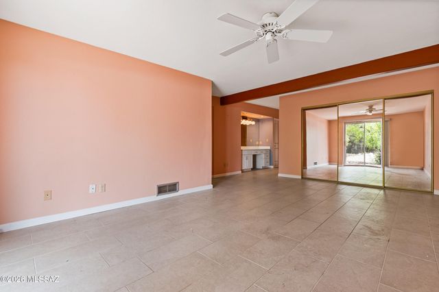 7734 E Oakwood Circle, Tucson, AZ 85750