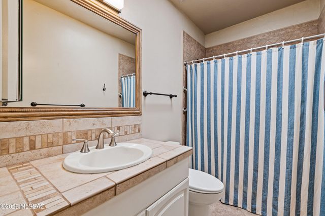 7734 E Oakwood Circle, Tucson, AZ 85750