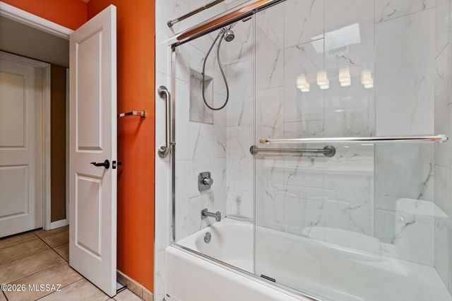 7734 E Oakwood Circle, Tucson, AZ 85750